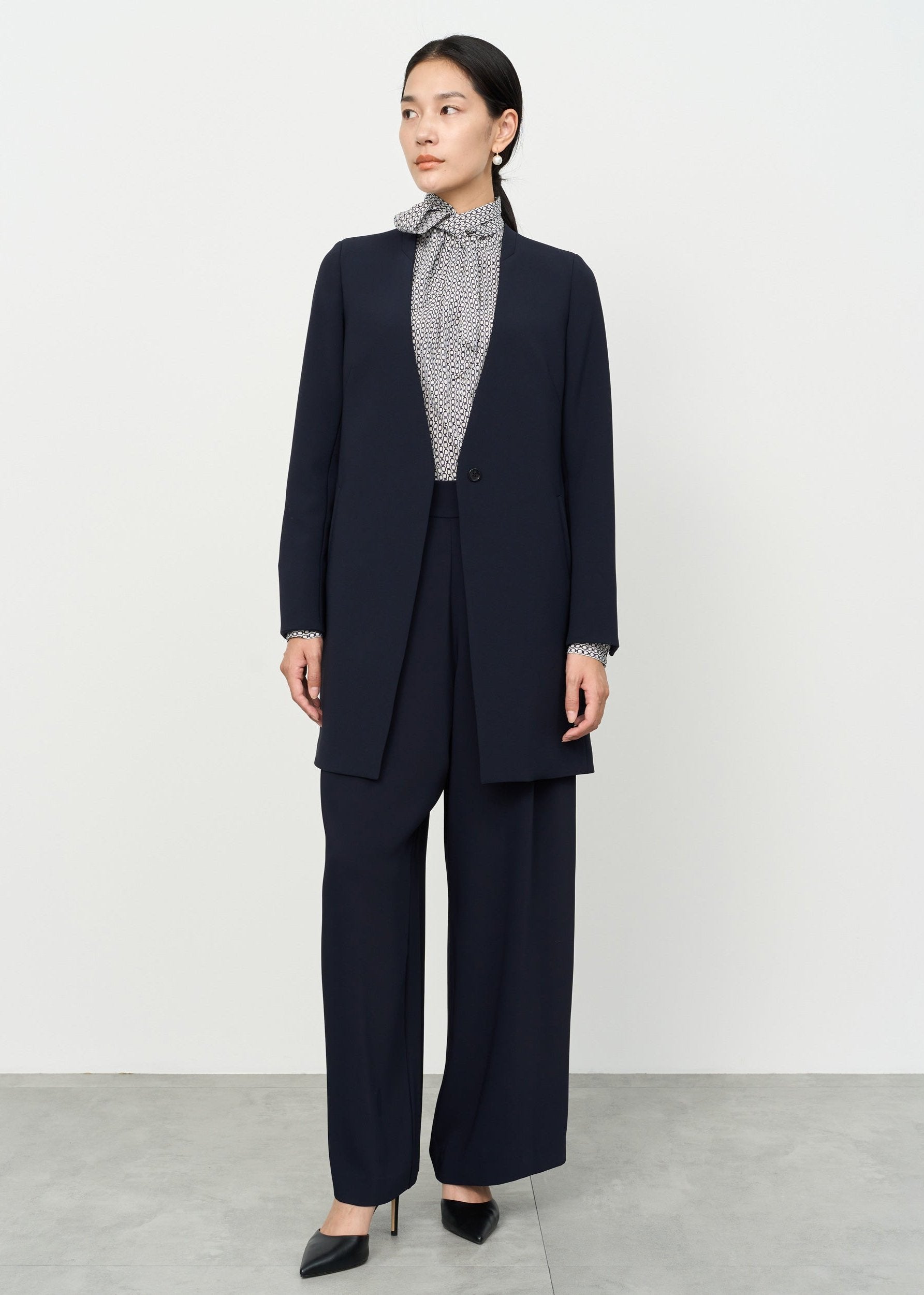 Model:5'7"/170cm
<br>Size:L