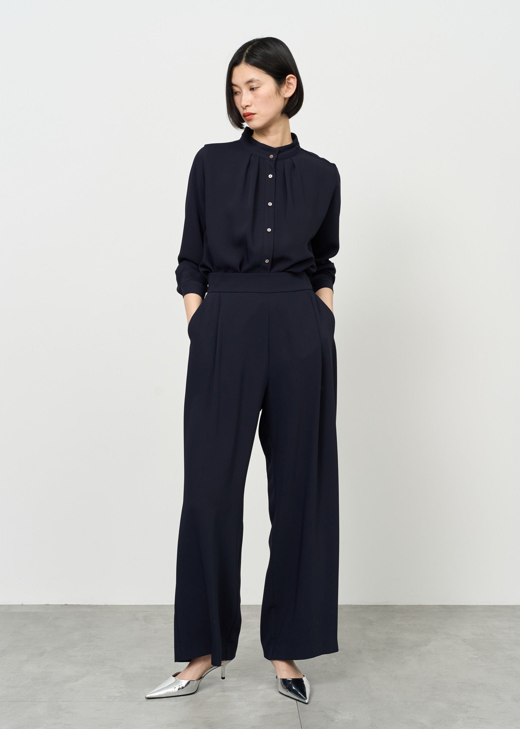 Model:5'7"/170cm
<br>Size:L
