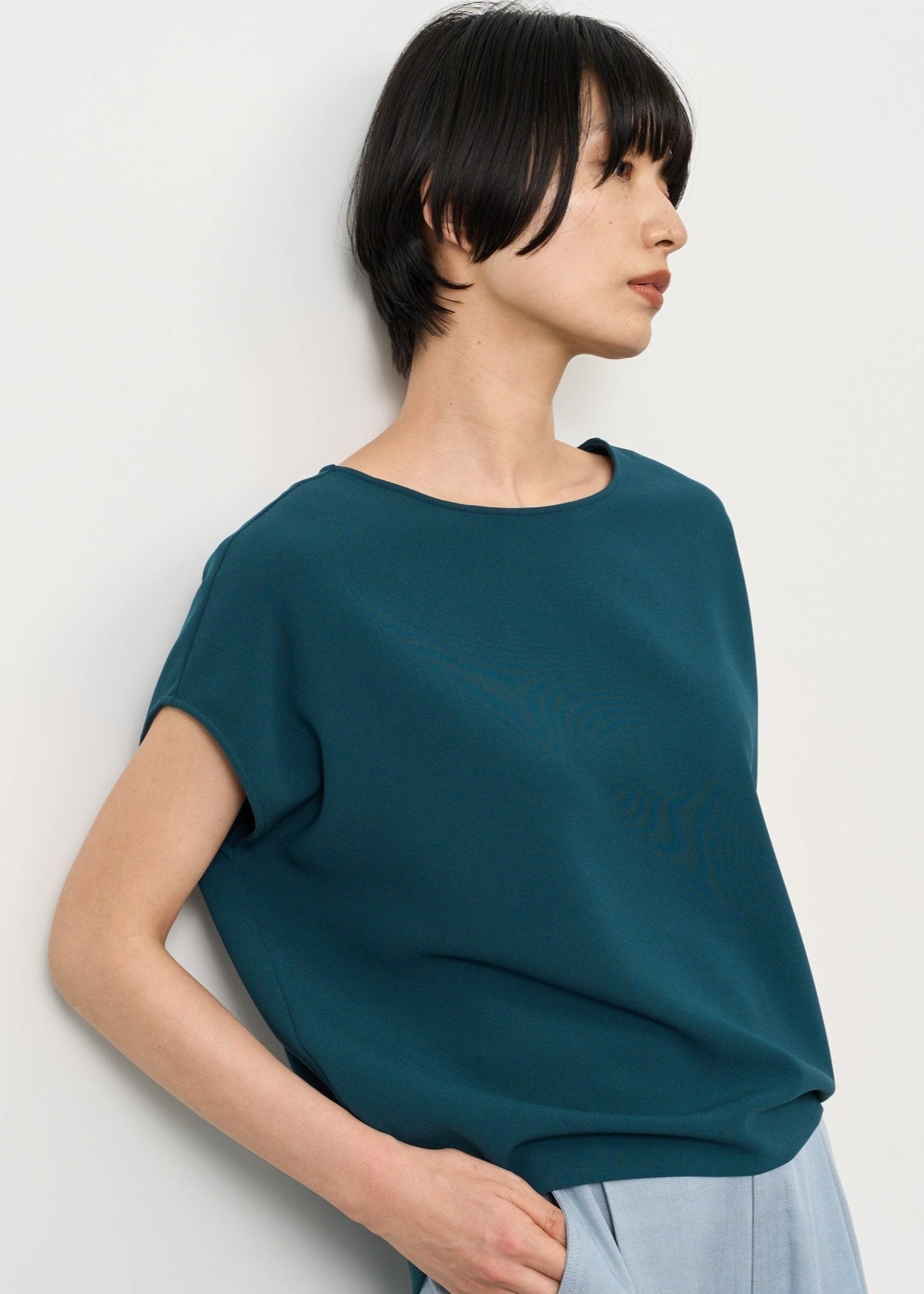Model:5'7"/170cm
<br>Size:M