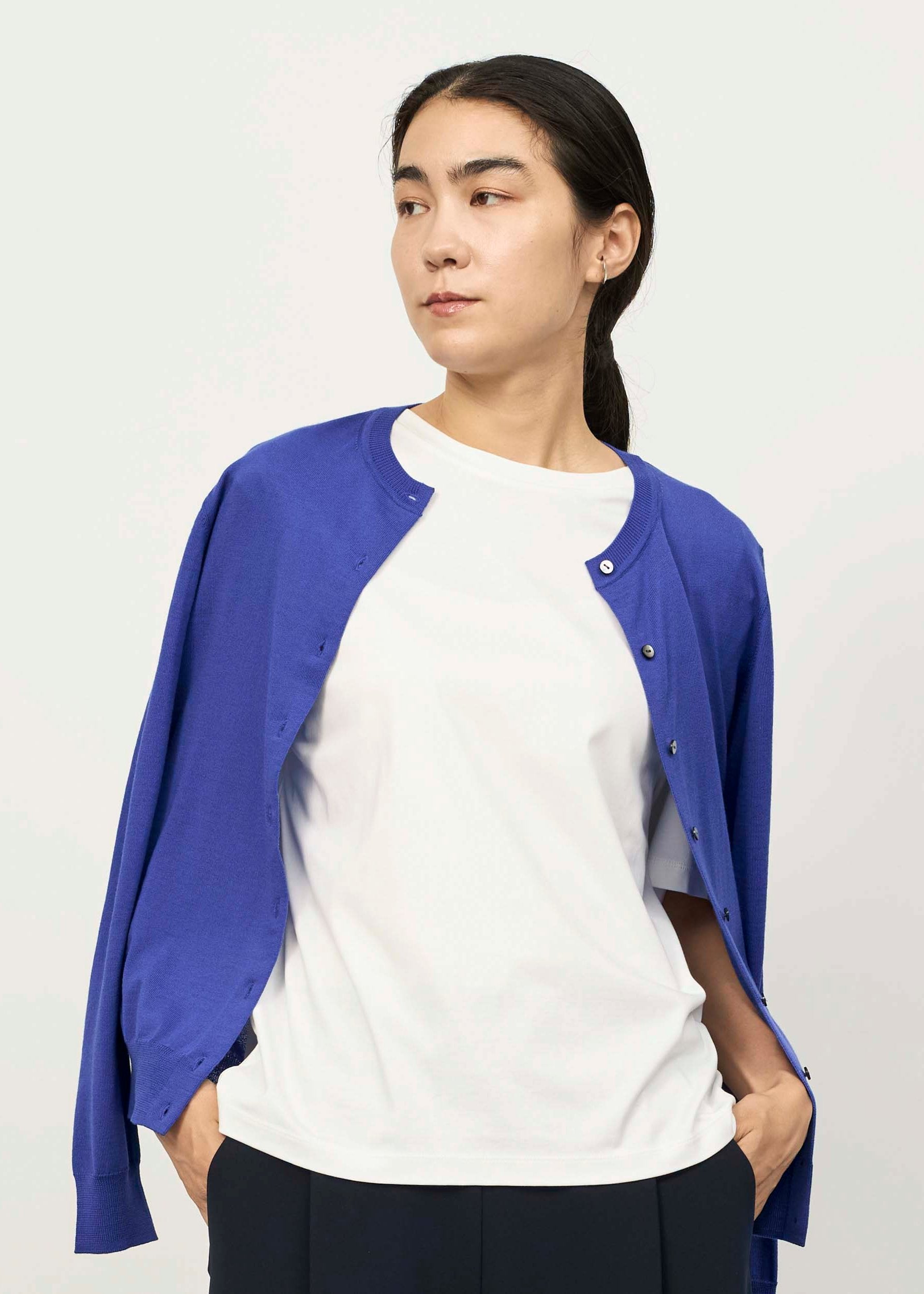 Model:5'7"/172cm
<br>Size:M