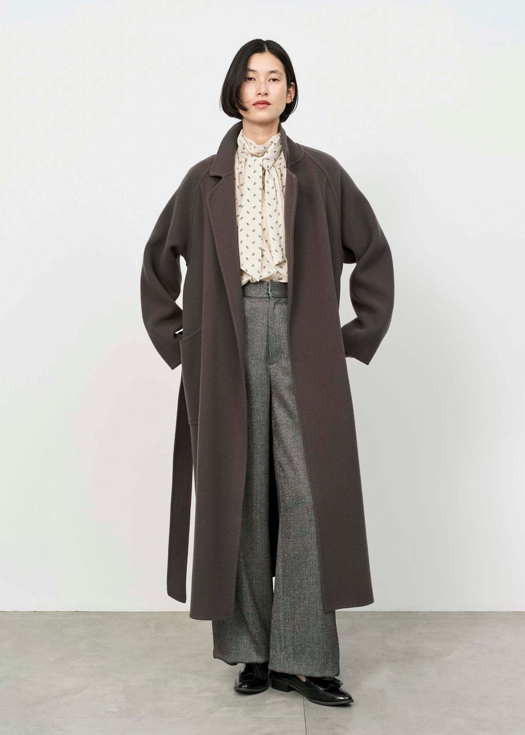 Model:5'7"/170cm
<br>Size:L