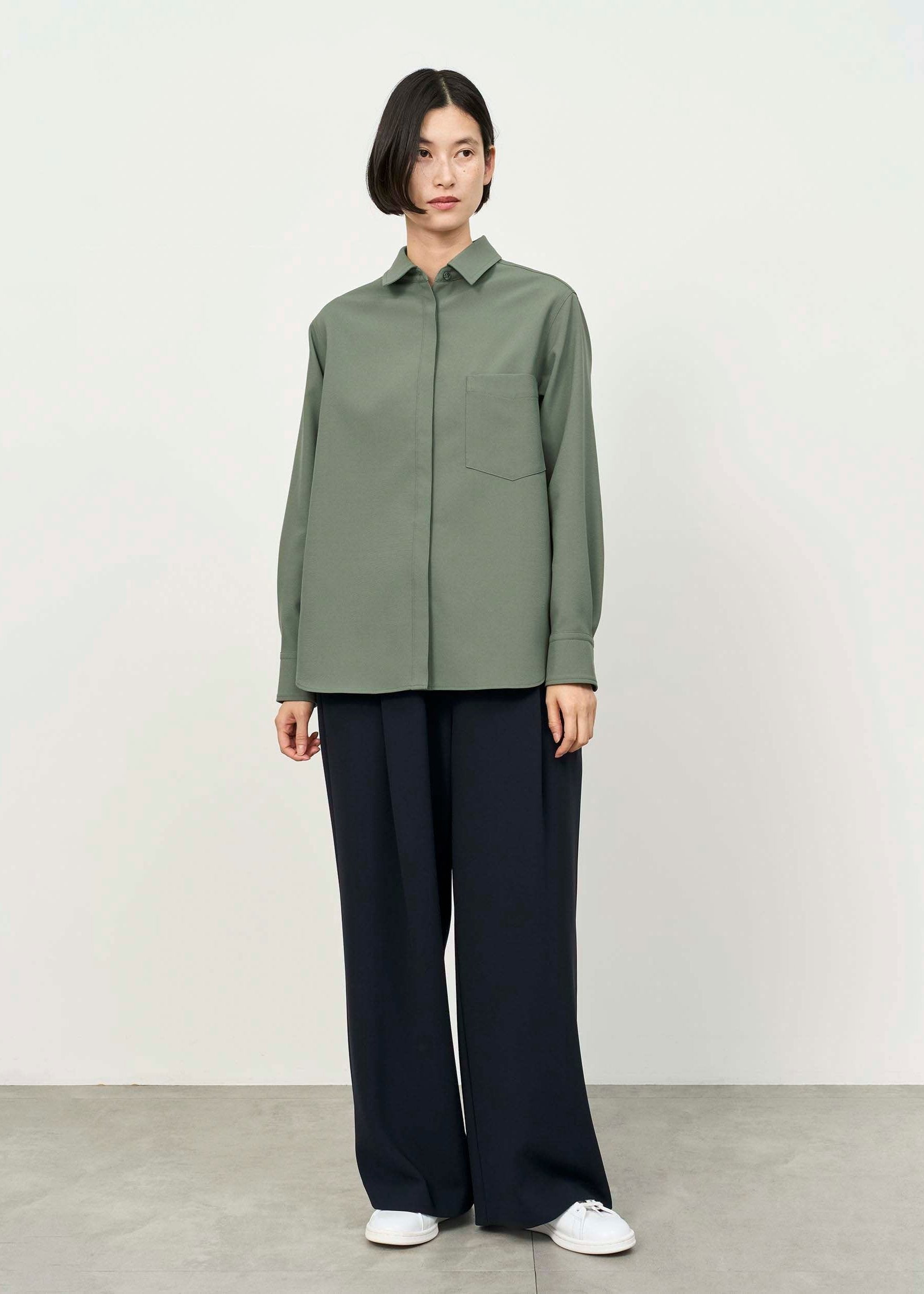 Model:5'7"/170cm
<br>Size:L