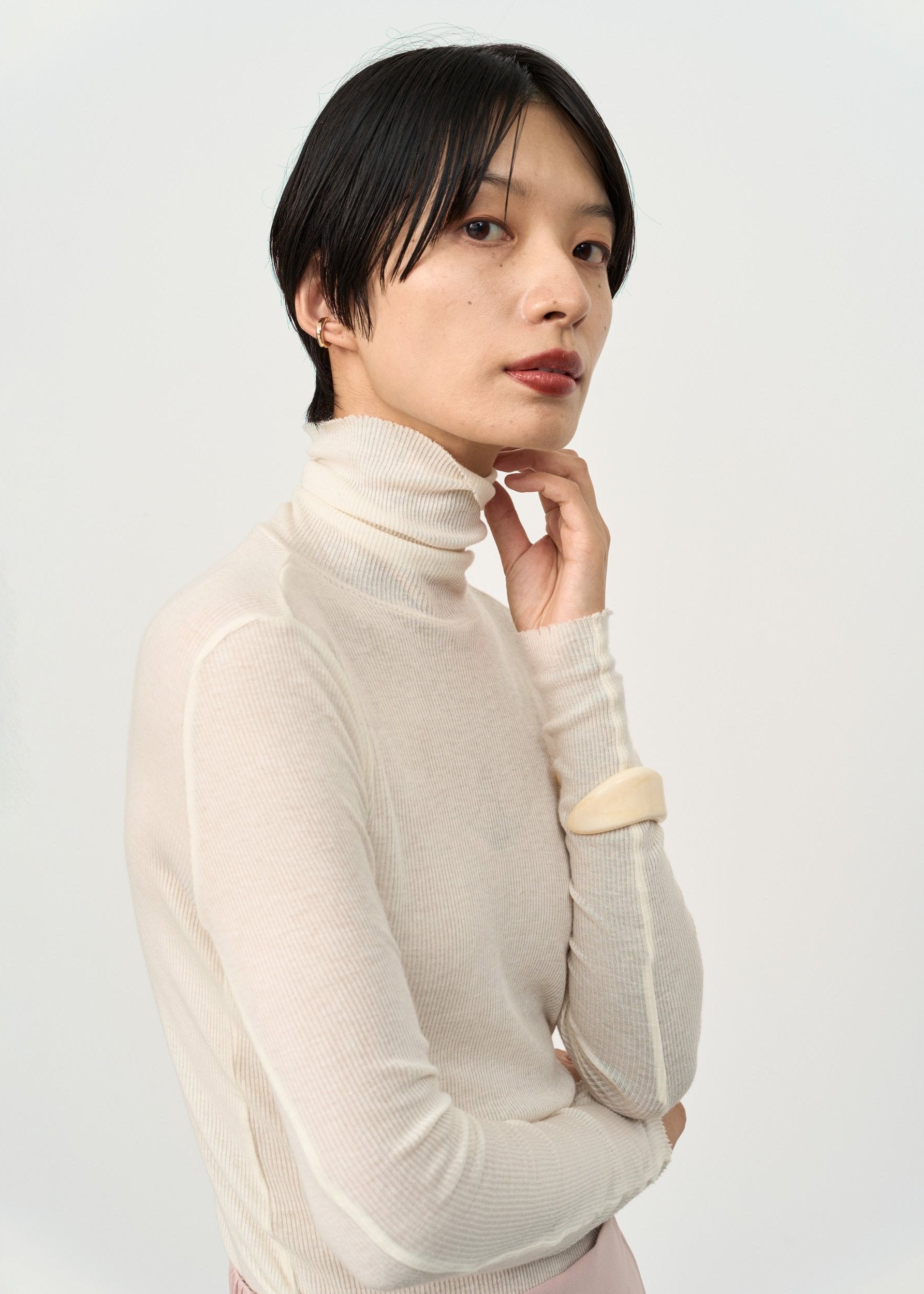 Model:5'7"/170cm
<br>Size:M