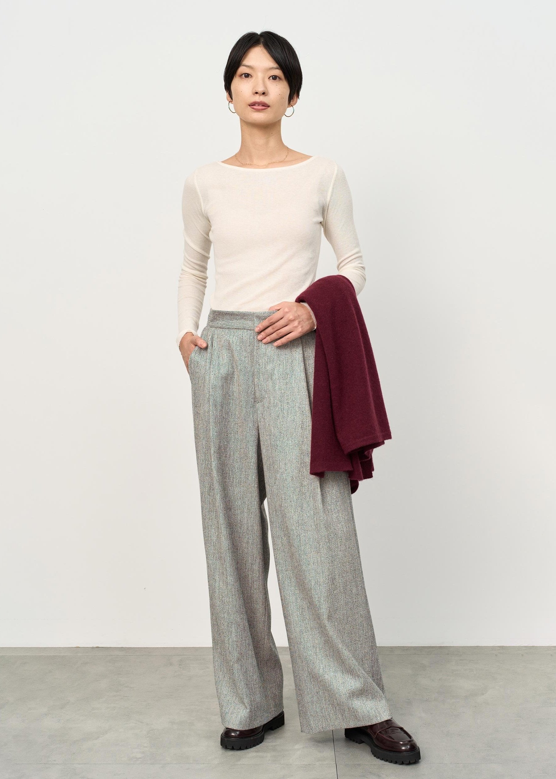 Model:5'7"/170cm
<br>Size:L
