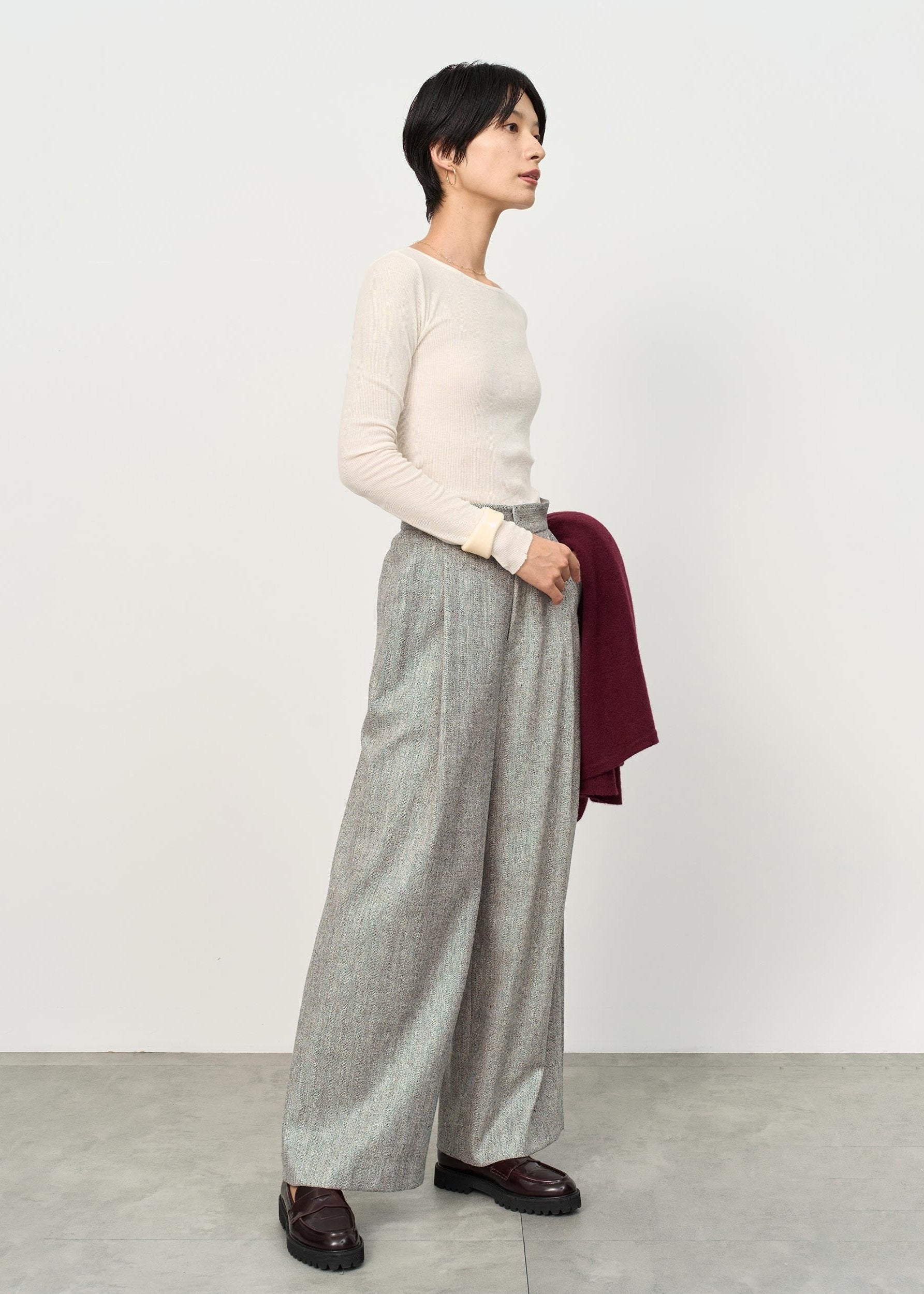 Model:5'7"/170cm
<br>Size:L