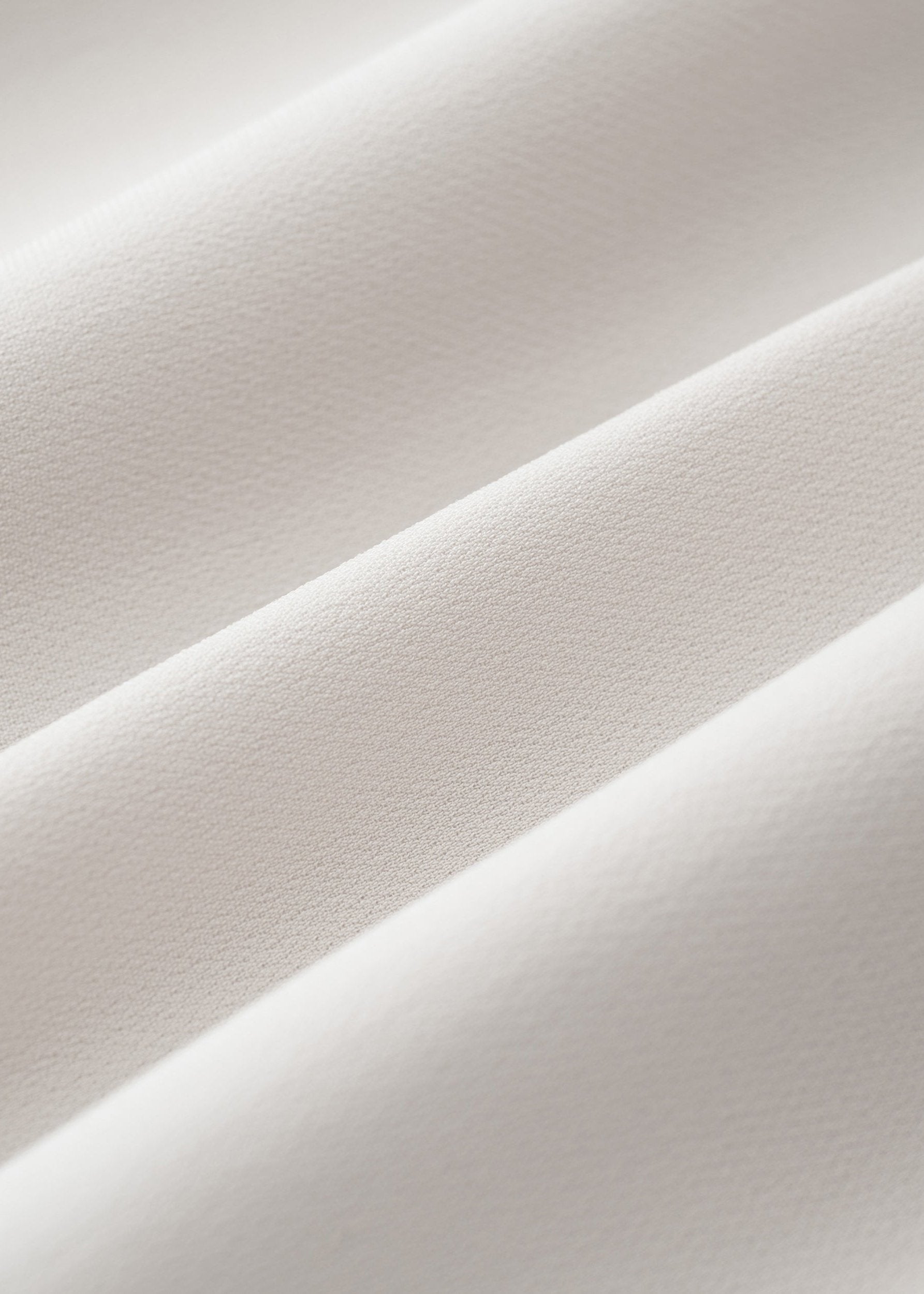 中線壓褶錐形褲