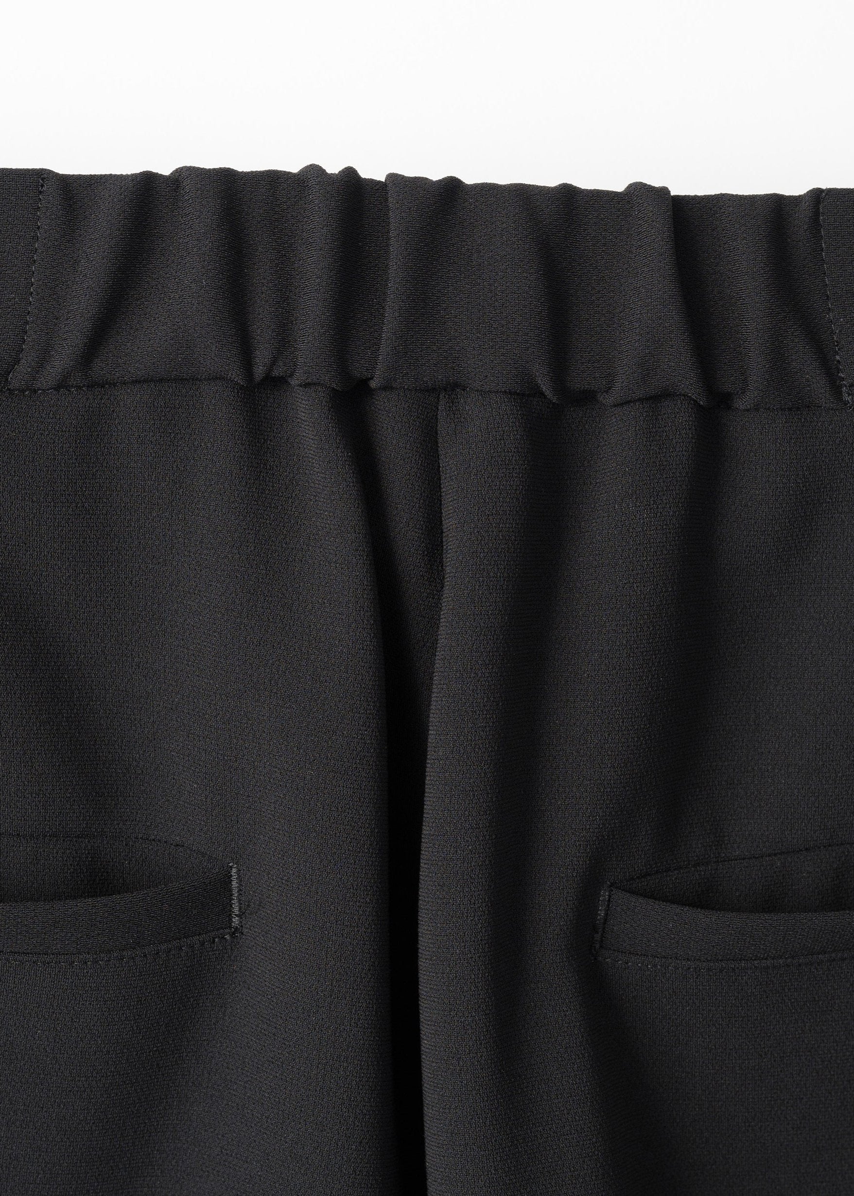 中線壓褶錐形褲