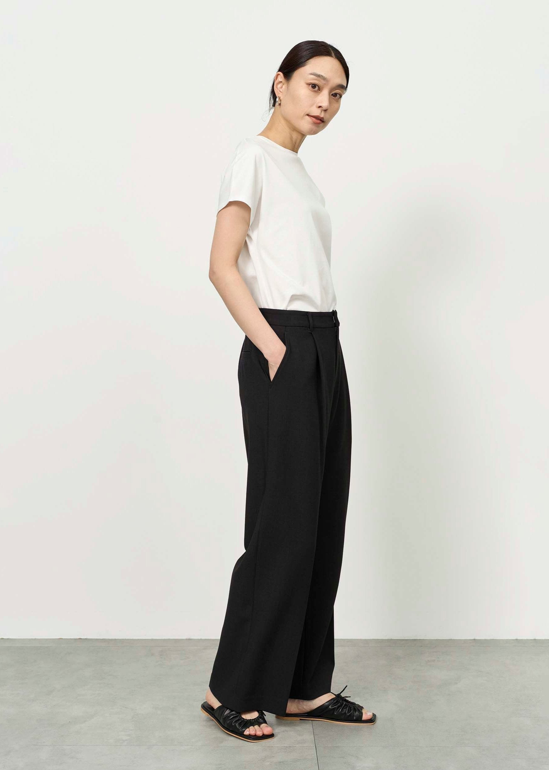 Wool-like Pleated Wide Pants