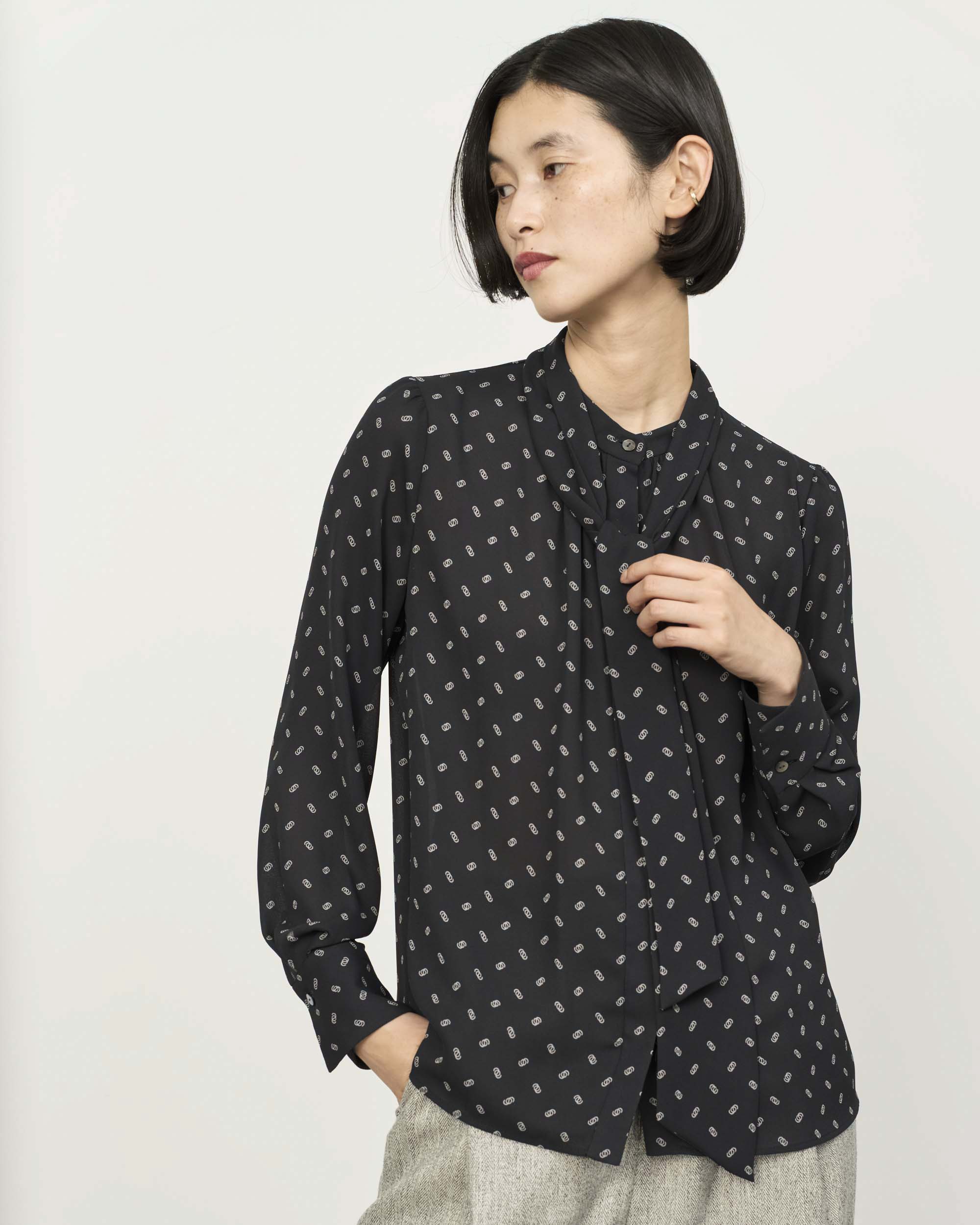 Bit Pattern Blouse