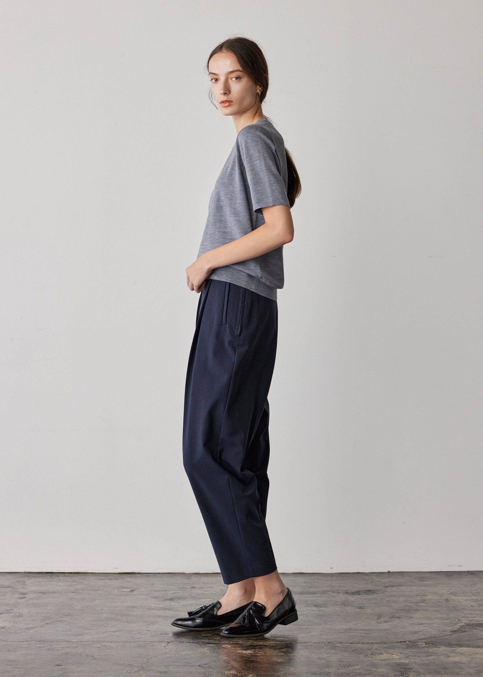 Wool-Like Stretch Barrel Pants